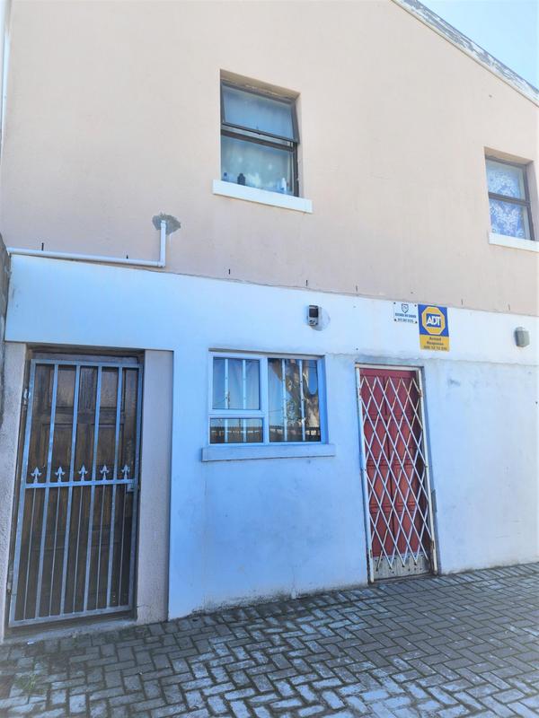 8 Bedroom Property for Sale in Belgravia Western Cape